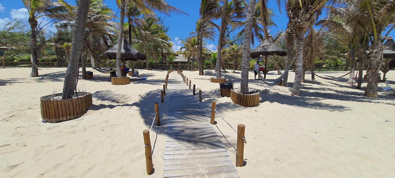 PARAÍSO FRENTE MAR!! 04 PESSOAS-PÉ NA AREIA VG SUN CUMBUCO-HIDRO, SAUNA, ACADEMIA, PISCINA,COZINHA COMPLETA, WIFi, PARQUINHO INFANTIL Exterior foto